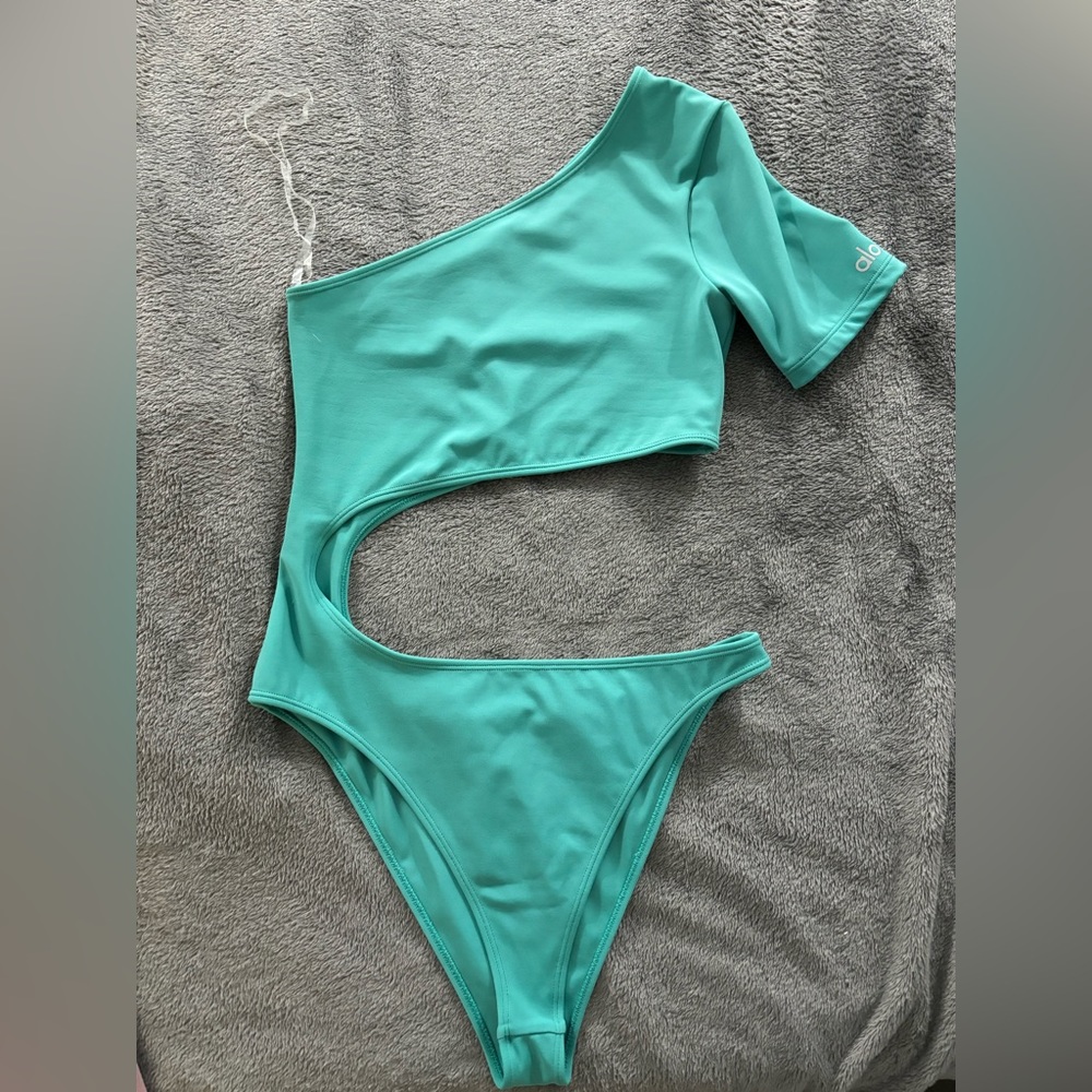Alo Yoga Wave Body Suit - Small